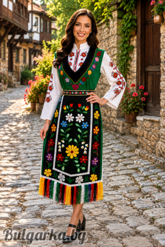 НОСИЯ "ТРАКИЙСКА КИТКА"