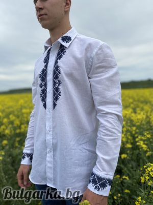 Ленена риза с българска шевица
