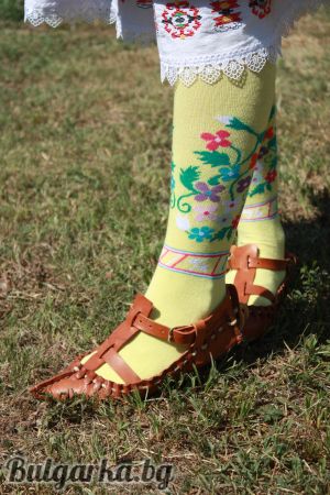 Чорапи с фолклорни мотиви 900