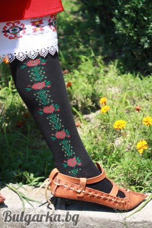 Чорапи с фолклорни мотиви 121